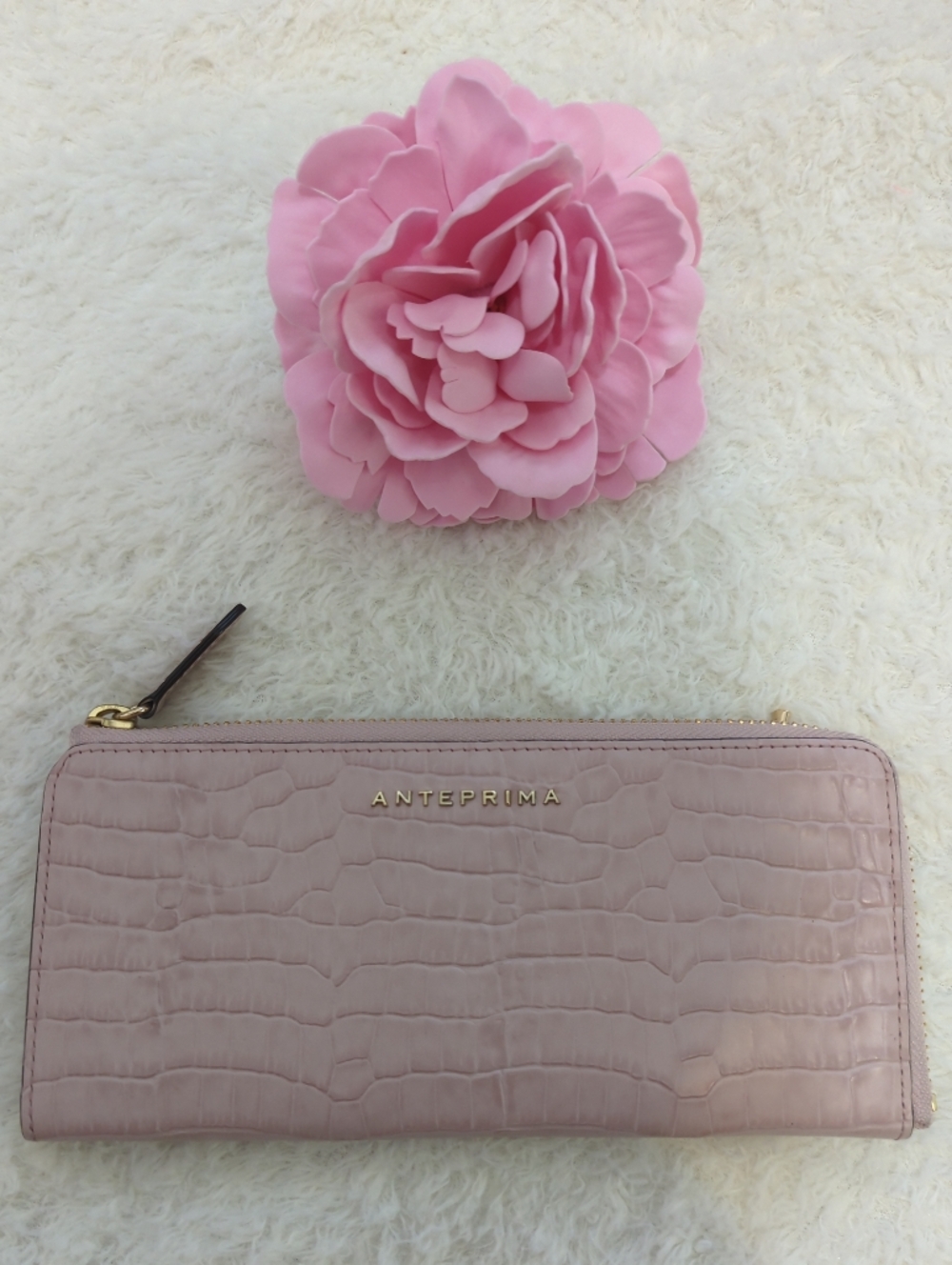 Anteprima Genuine Leather Croc-Embossed Zip Wallet - Blush Pink Luxury Gold Zip